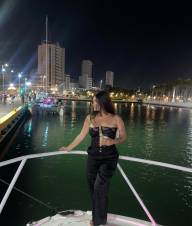 SOFÍA, UNA MUJER DESLUMBRANTE EN MARBELLA