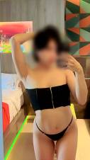 Lana, chica petite dispuesta a todo tu placer