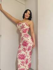 JESSICA DULCE, COMPLACIENTE, UNA ESCORT DE LUJO.