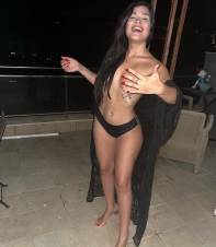 Hoy quiero que me marques con tus manos,