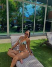 XIMENA, UNA HERMOSA Y SENSUAL LATINA