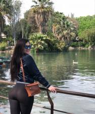 CON UN CUERPO IRRESISTIBLE Y UNA ENERGÍA QUE ENAMORA
