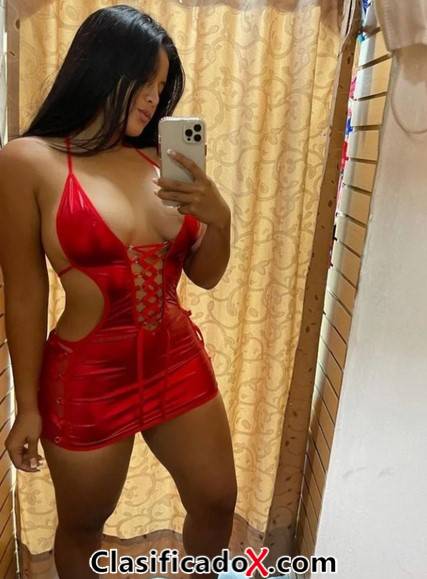 ESTOY MUY MOJADITA Y CALIENTE