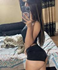 Jovencita muy muy traviesa * * * *