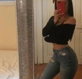 LIZ espectacular Latina toda una diosa disponible para ti Denia
