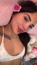 MUY IMPLICADA, DULCE Y TRAVIESA
