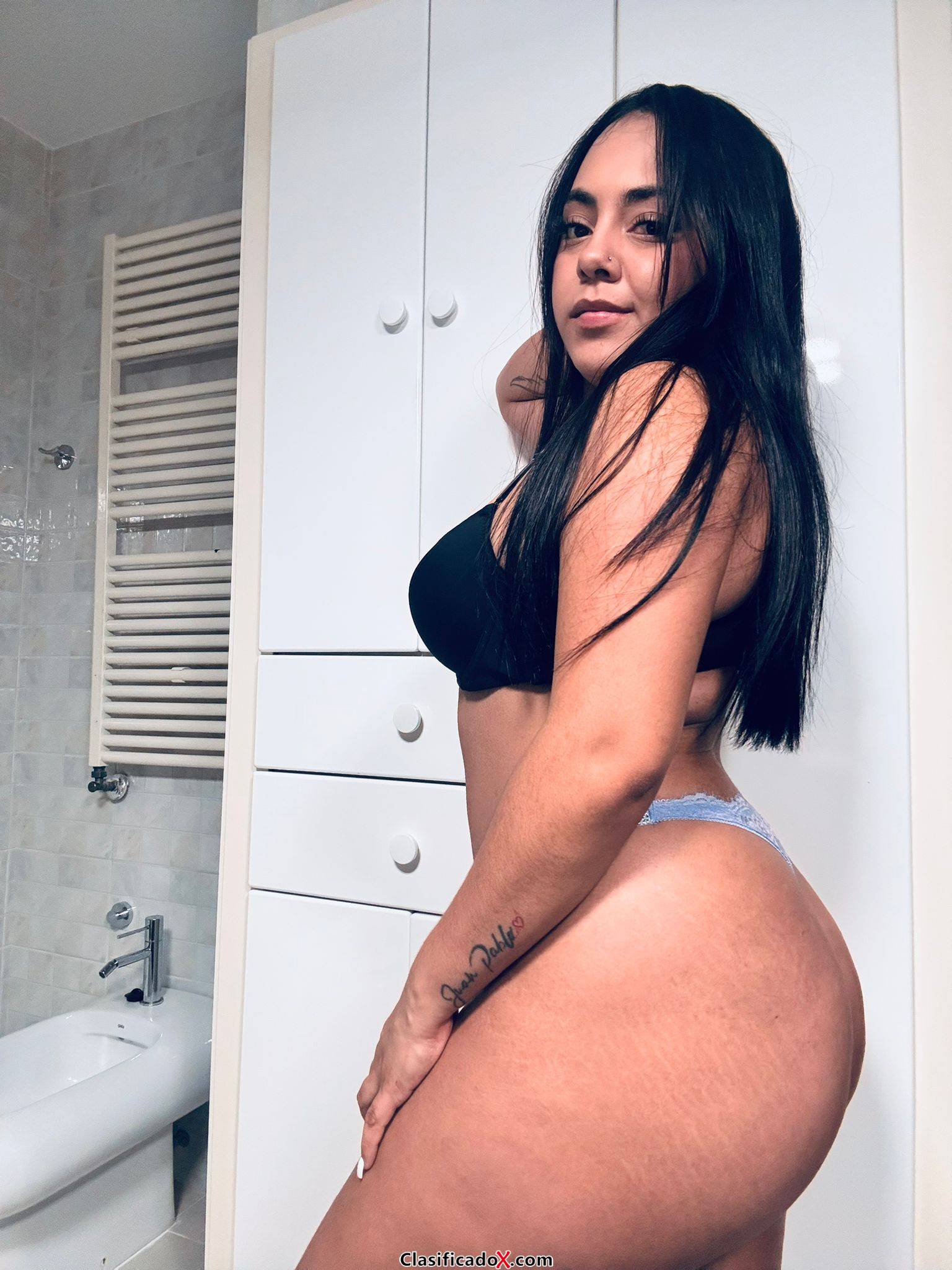 MARTINA HERMOSA LATINA