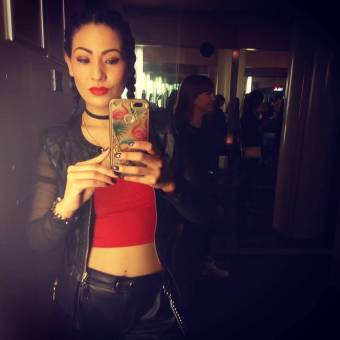 DE LUJO SELENA EN TUS FANTASIAS!! JOVENCITA GUAPISIMA