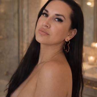 Experiencia única de ultra Lujo 24/7. Universidad.