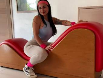 quien se apunta a estrenar conmigo el sillón Kamasutra en Albacete