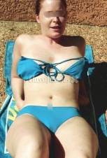 mujer europea rubia de 33 años