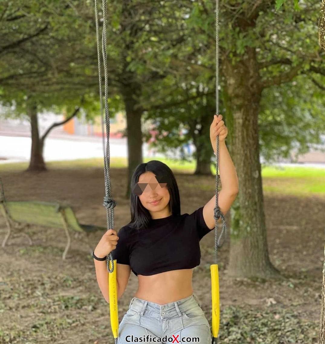 “Tu fantasía con mi voz gimiendo tu nombre”