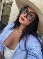 SILVIA DE LUJO  ven a divertirte a mi me encanta y a ti EN AMPOSTA