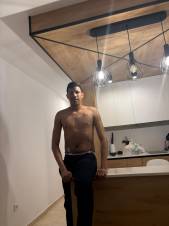 ANGEL ATRACTIVO LLENO DE FOGOSIDAD LUJURIA VIP