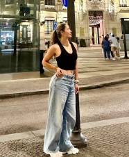 SARA DULCE Y FELINA GUAPISIMA UNA DIOSA * PUERTO DE LA CRUZ *