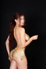 Soy muy alegre, me gusta complacer en todo