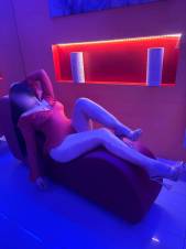 MARIANA:  Atención exclusiva, trato VIP. Porque tú también mereces lo mejor.