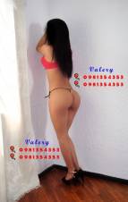 SUMÉRGETE EN UN UNIVERSO DE SENSUALIDAD Y DELEITE CON VALERY