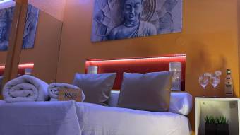 KENDALL: MUY CACHONDA E INSACIABLE NO DUDES EN CONTACTARME