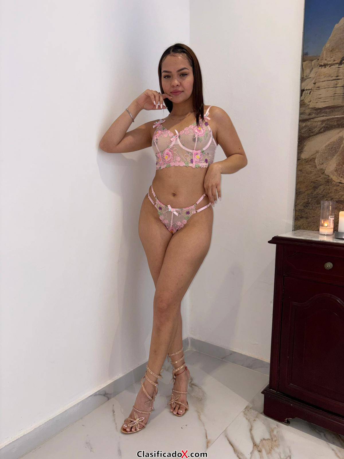 SAMANTA, FOGOSITA DELGADITA Y CON MI CONEJITO HUMEDO