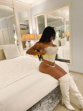 BIANCA, joven, caliente y atrevida...