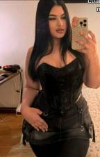 TEFANIA SEXY UNICA FOGOSA LATINA NOVEDAD