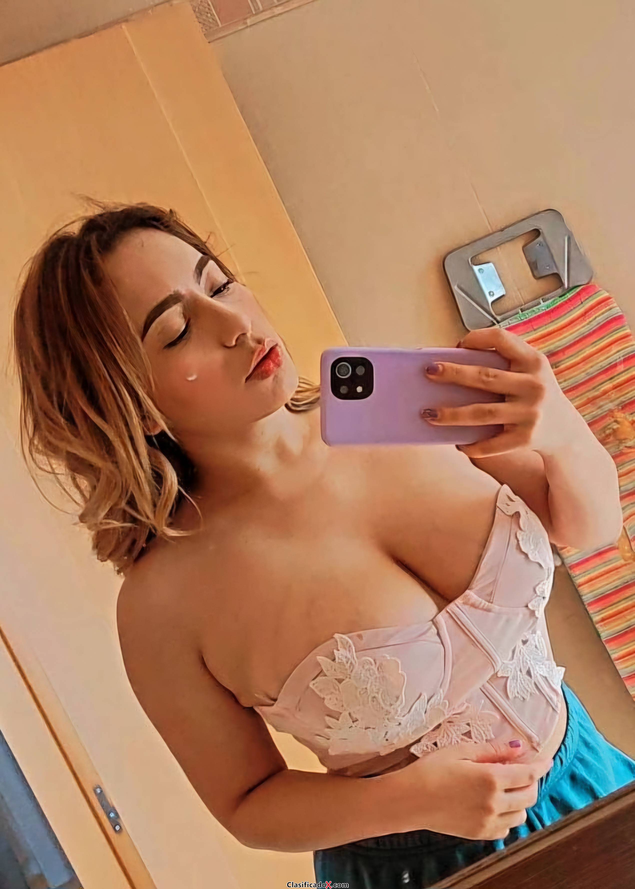 Sara, española juguetona traviesa e insaciable sedienta de leche