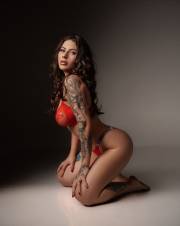 RENATA FIESTERA