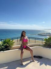 LUNA:  Irresistible y muy cariñosa chica joven en Marbella, pura conexión