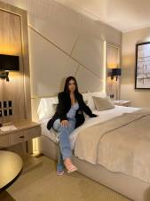 KARINA: Latina VIP Muy Sensual