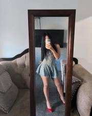 Solo mándame un mensajito y te contesto enseguida