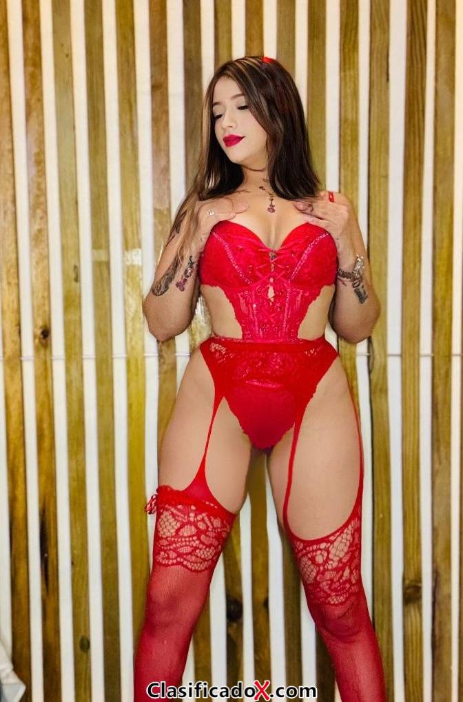VICTORIA GUAPISIMA, DULCE Y CARIÑOSA DE LUJO