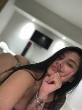 SALOME: Encantadora diosa LATINA de la diversión y el buen rollo