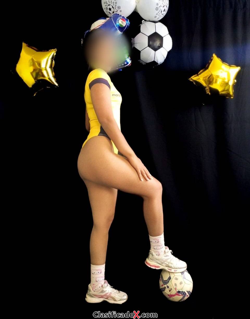 YAMI– Deliciosa CULONA, experta en oral.
