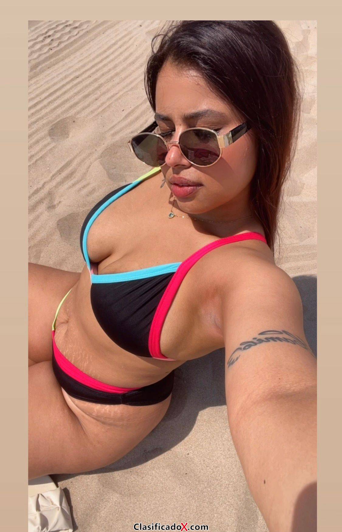 MIA UNA CHICA COMPLETISIMA ....