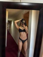 MAESTRA EN BUSCA DE PLACER