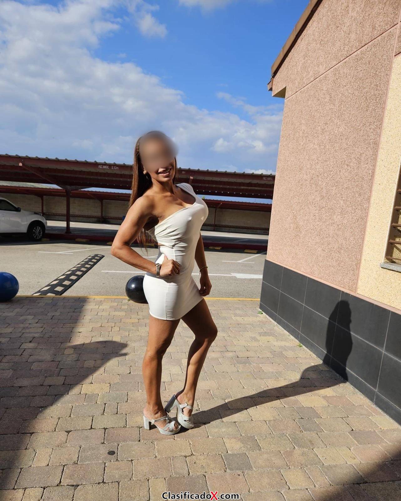 BARBARA BELLA FOGOSA FIESTERA UNICA NOVEDAD