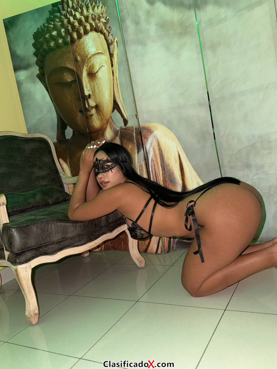 SABRINA LA MORENA QUE  TE VA COMPLACER