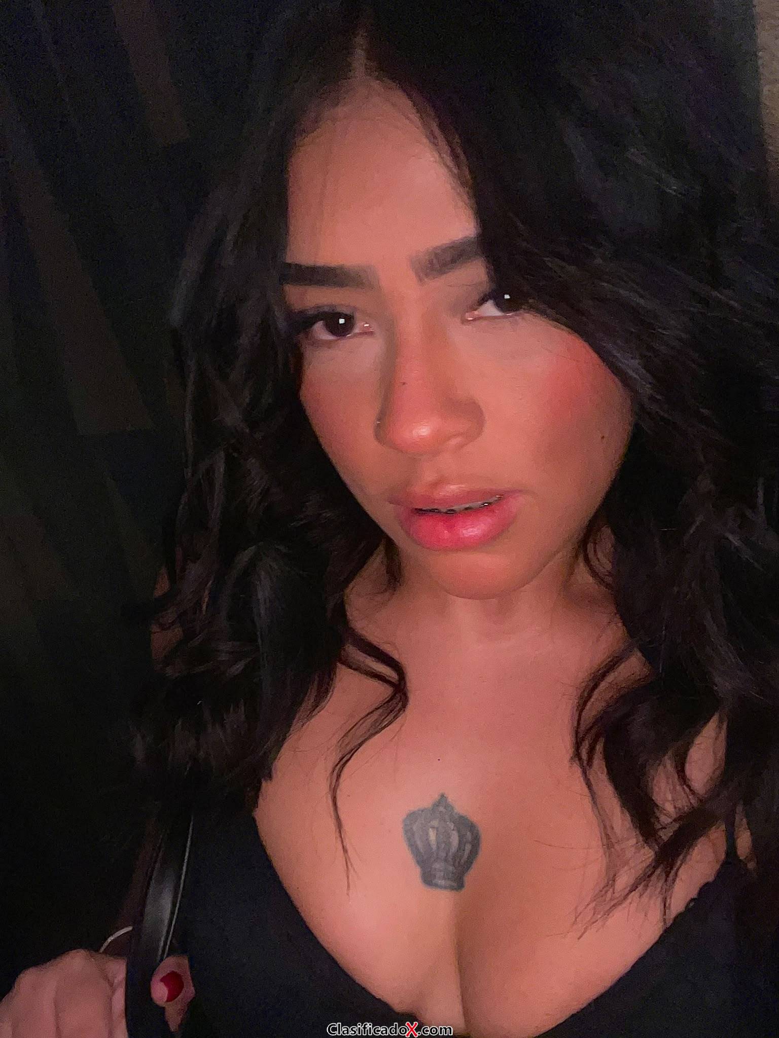 Soy una mujer discreta y completa