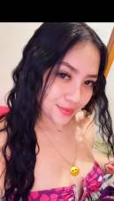 JOVENCITA MUY ANIMADA Y JUGUETONA