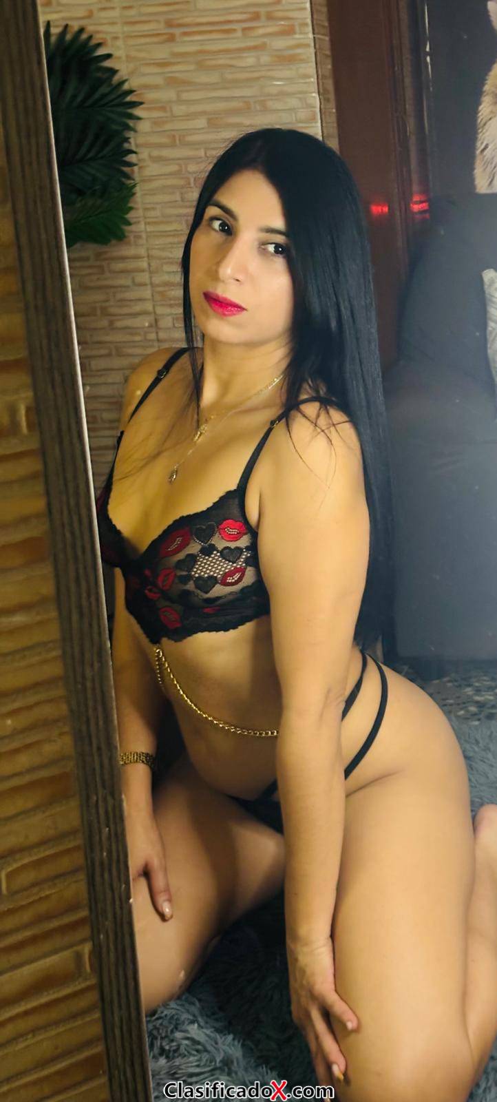 Soy Camila una colombiana deliciosa y ardiente
