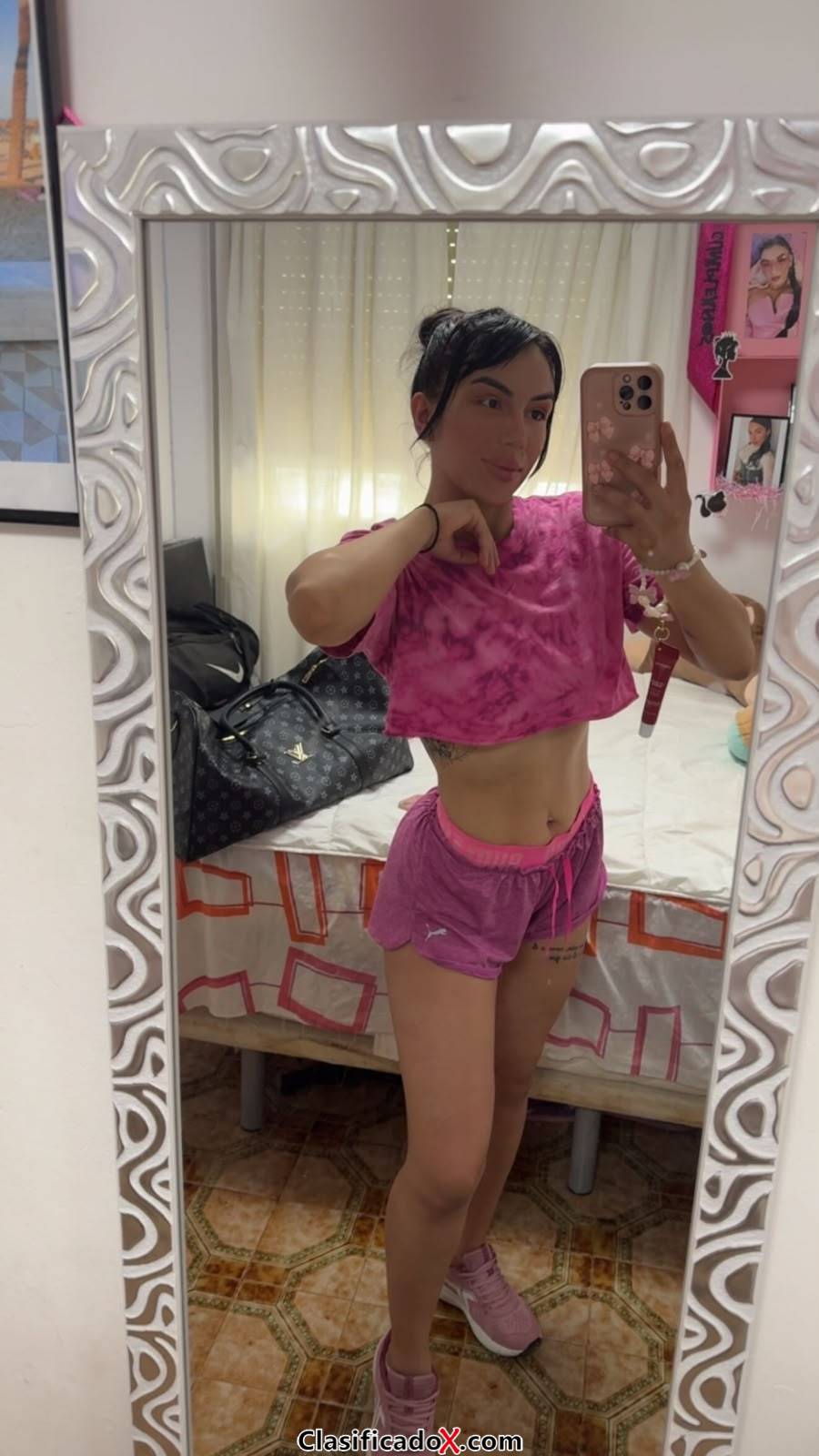 CELESTE RICA COLOMBIANA CON GRANDES PECHOS